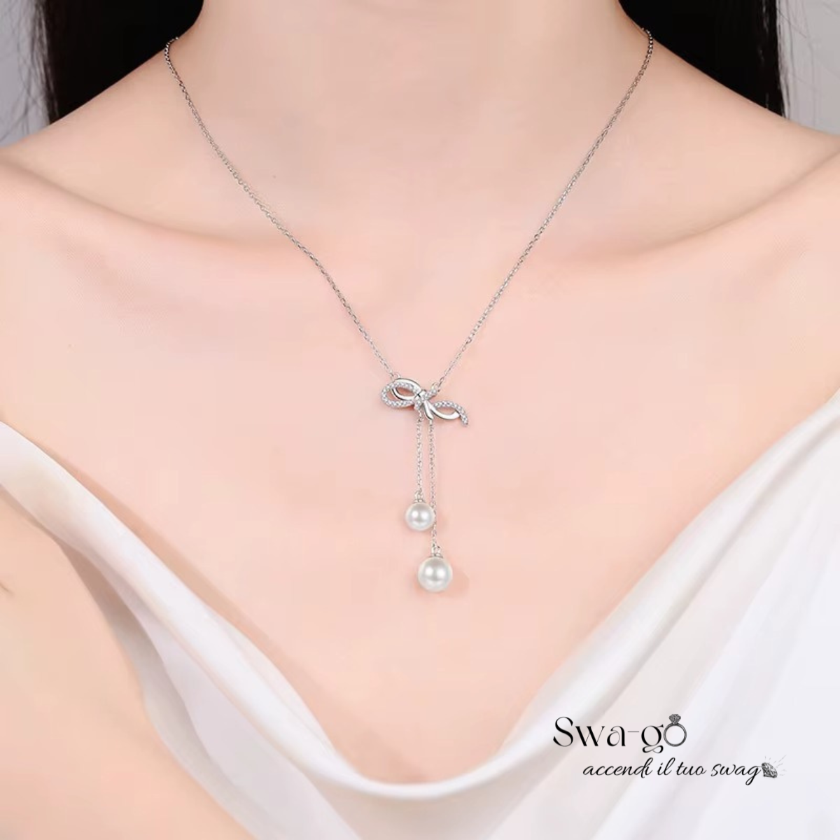 Collana indossata elegante con moissanite etica