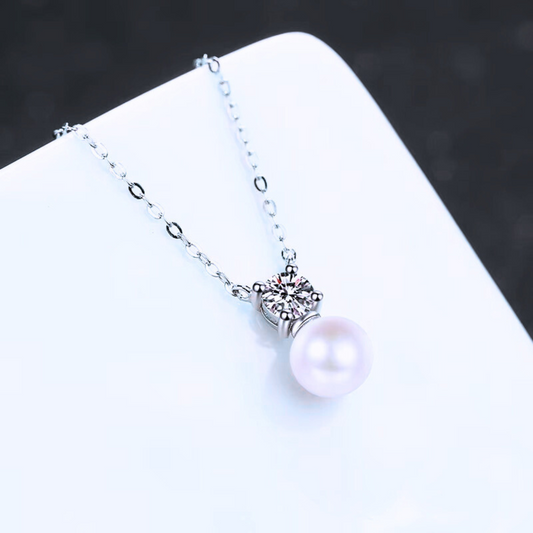 Collana con perla e moissanite brillante in argento 925